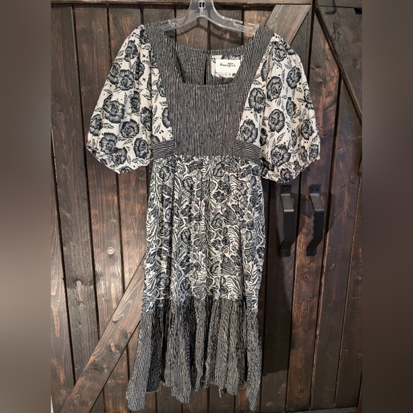 Anthropologie Dresses & Skirts - Bloomingprint Anthropologie floral striped dress, size 8